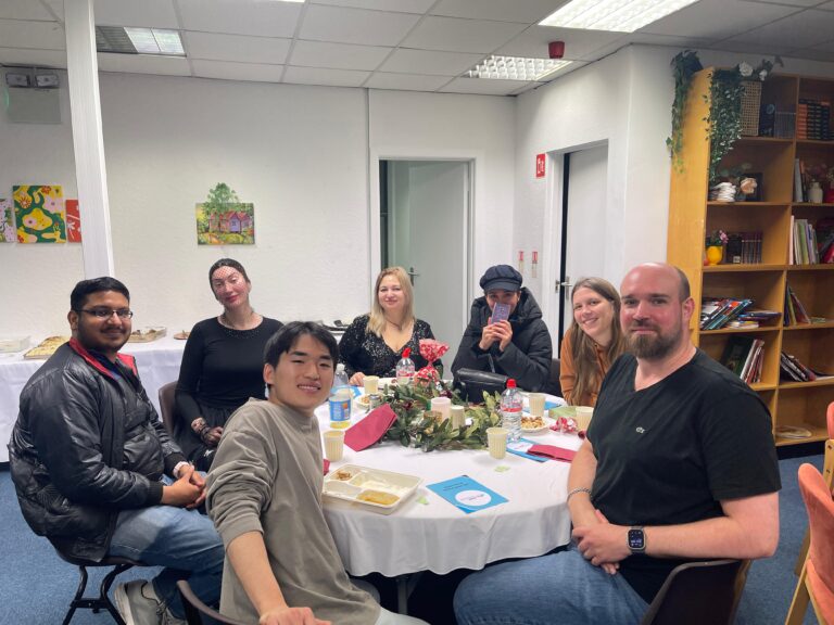 A Christmas Dinner Celebrating Unity: “You’re Not Alone This Christmas”