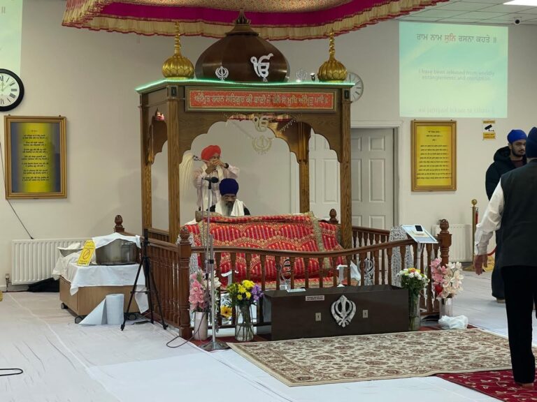 Across Faiths: Open Doors & Open Hearts A week of interfaith visits and conversation in Dublin”